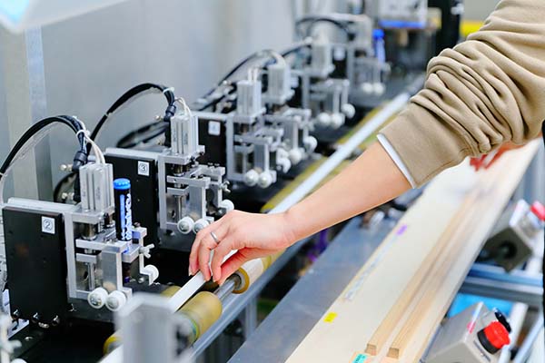 ドレンホース加工（マーキング・カット）