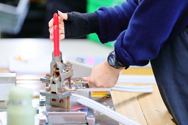 ガスケット溶着加工